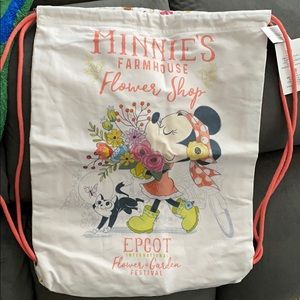 DISNEY EPCOT 25 YEAR ANNIVERSARY CINCH BACK PACK